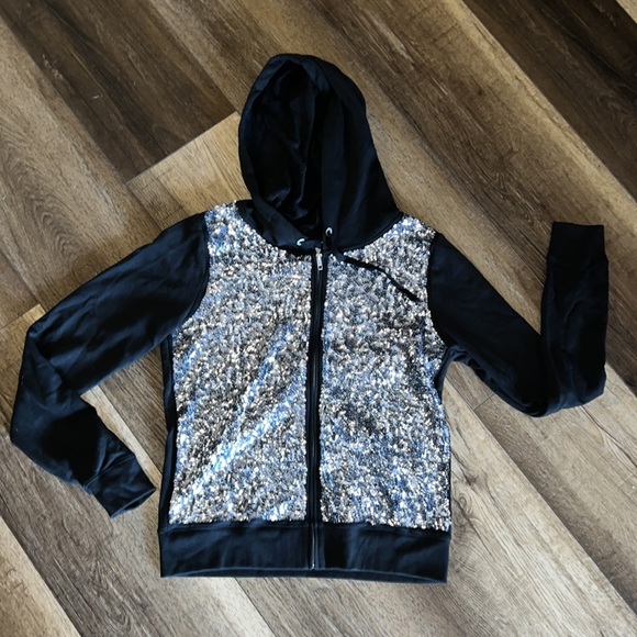 VS Pink Black Set with Sequins 🌹🌹 - Picture 6 of 13